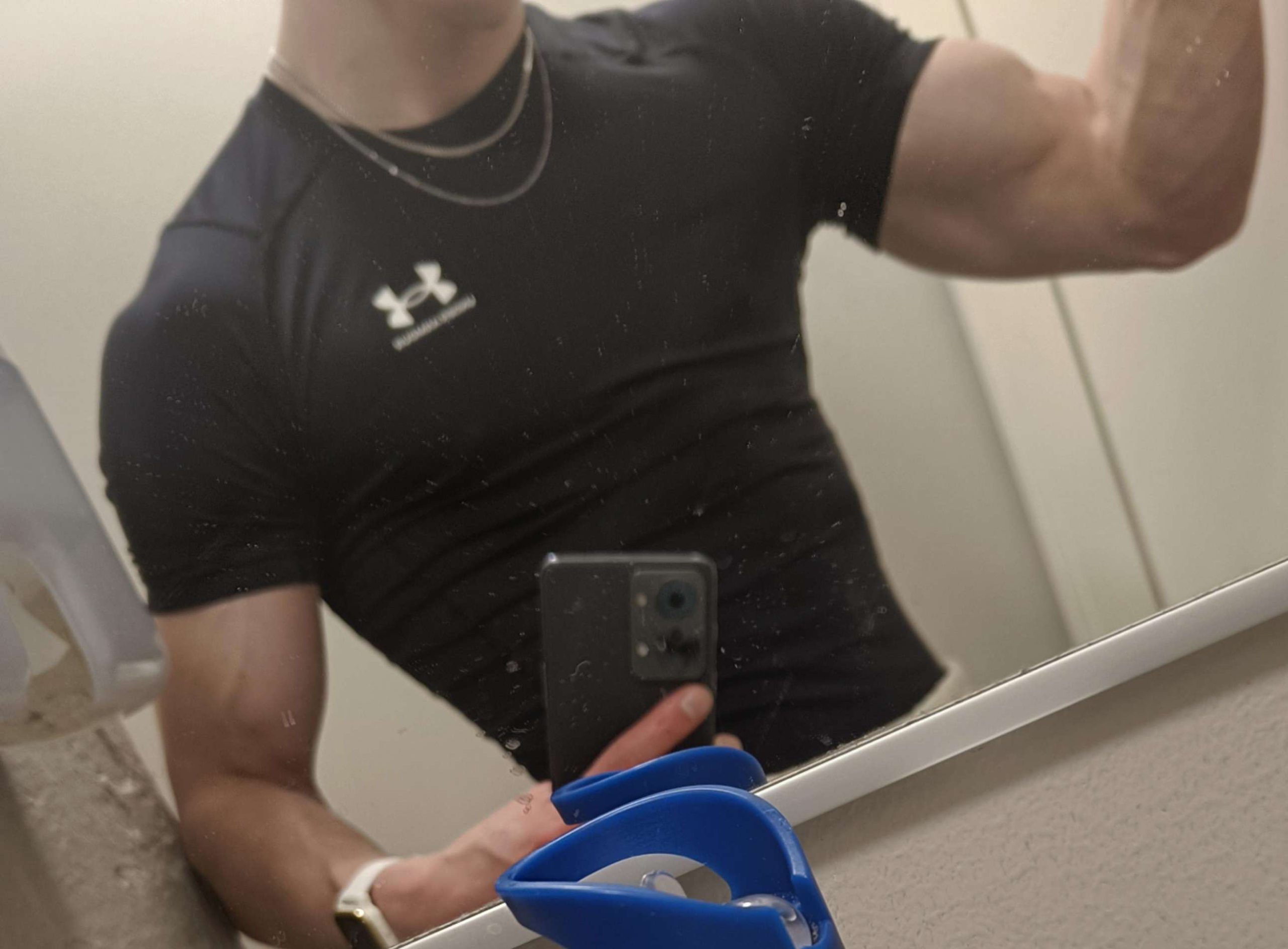 Picsart_24-03-10_19-46-57-979